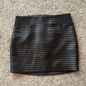 The Cue by Cher Qu silk-lined skirt